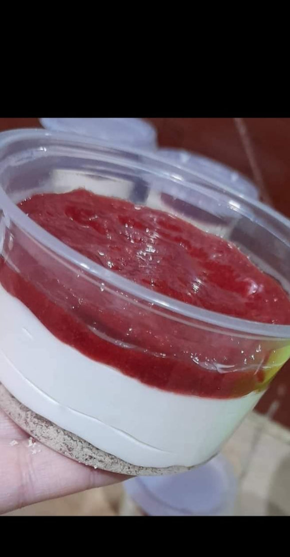 Strawberry/Blue Berry Cheesecake shot